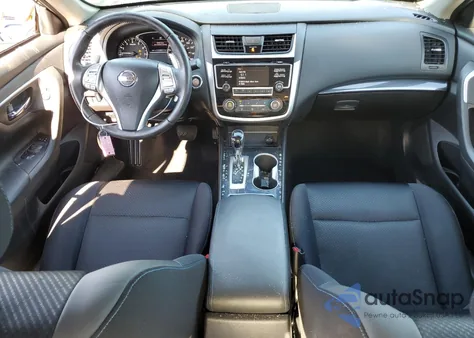 2018 Nissan Altima 2.5 z USA, uszkodzony, nr VIN 1N4AL3AP5JC114395